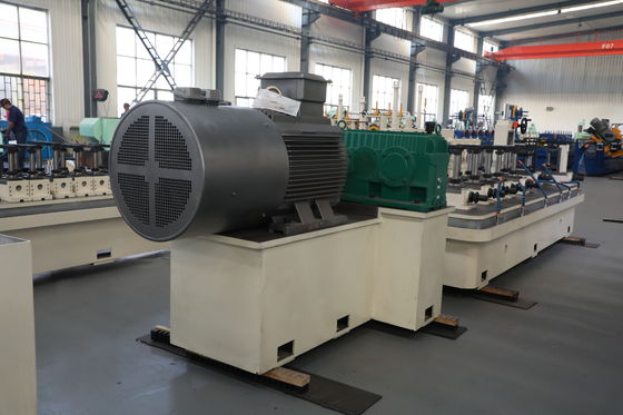 ISO-Standard Stahlrohrmühlen. Φ114-325mm große Rohrmühle Maschine für Struktur, Wasser und Energie Rohrleitung Produktion