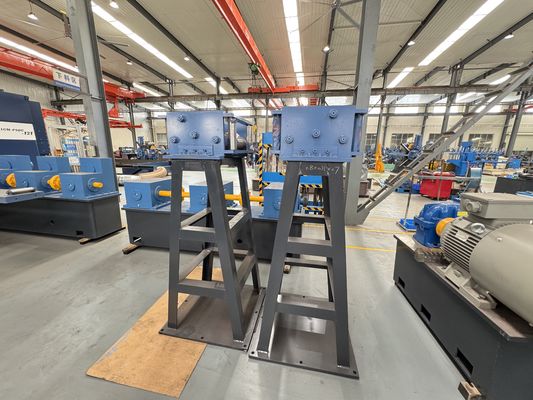 Spitzenaufzug-Selbstrohr, das Maschine für Stahlwasserschlauch Safty herstellt